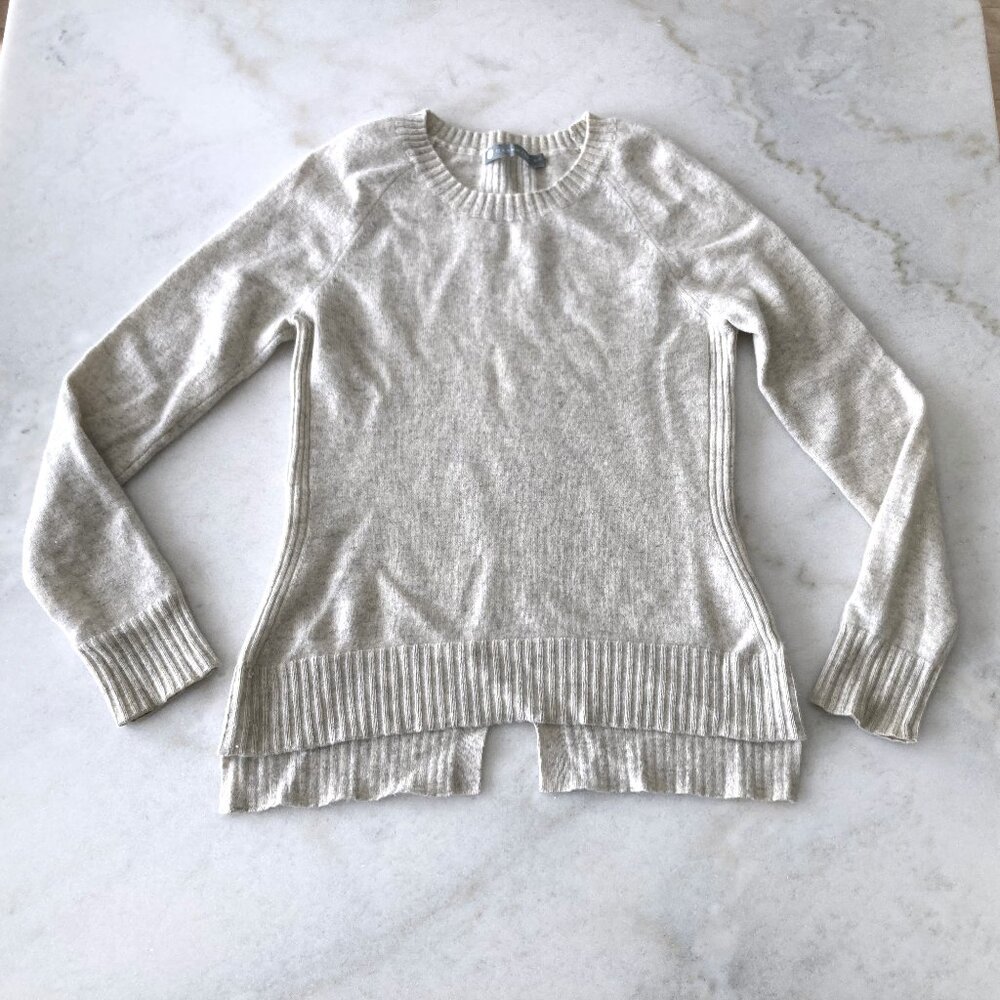 In Cashmere 100% cashmere grey crew neck sweater / pullover